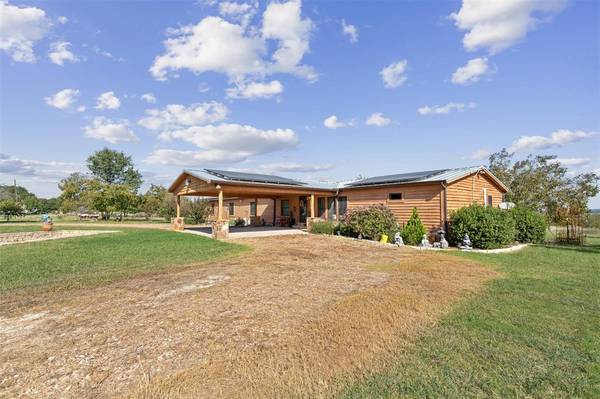 2385 Highway 2861, Comanche, TX 76442