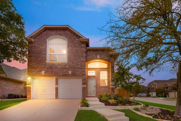 8121 Crowberry Lane, Irving, TX 75063