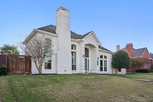 Plano, TX 75025,3136 Ipswich Drive