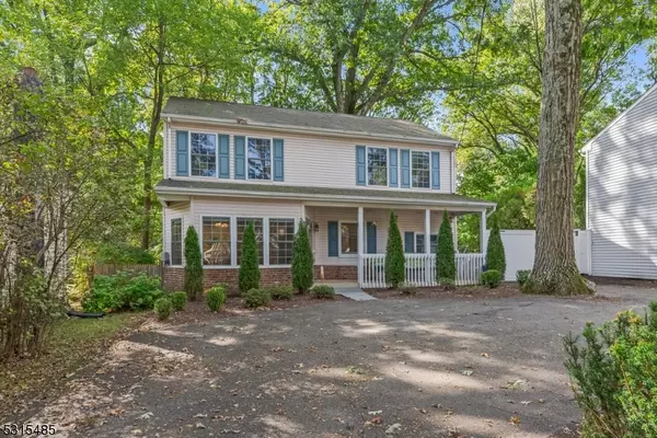 9 Oakdale Rd, Parsippany-troy Hills Twp., NJ 07834