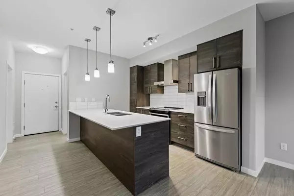 Calgary, AB T3M 3E1,2231 Mahogany BLVD Southeast #105