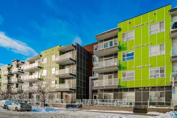 20 Seton PARK SE #122, Calgary, AB T3M 2V4