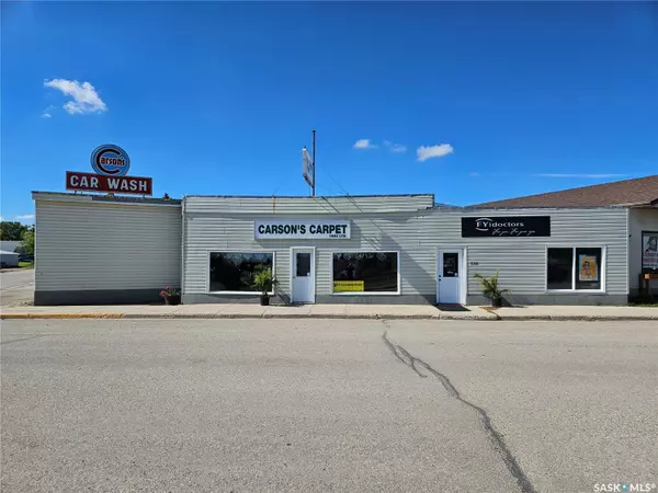 712 Railway STREET, Whitewood, SK S0G 5C0