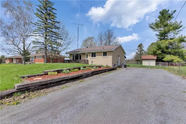 Greater Napanee, ON K7R 3K6,7725 COUNTY ROAD 2 N/A