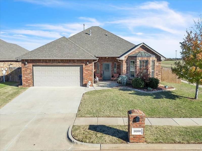 14100 Georgian Way, Yukon, OK 73099