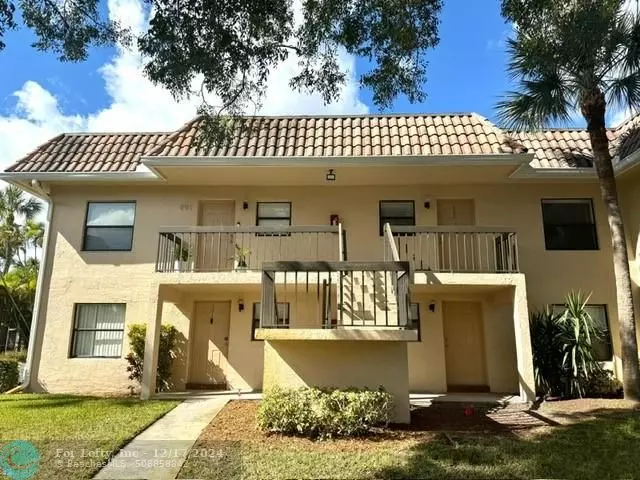 6796 PALMETTO CIR  #202, Boca Raton, FL 33433