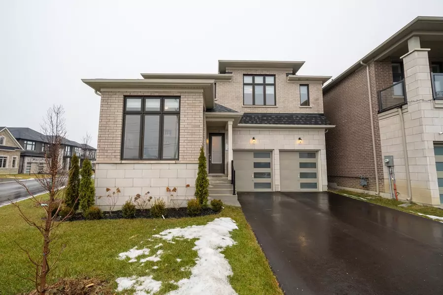 7 Ballanview CT, Whitchurch-stouffville, ON L4A 4W9