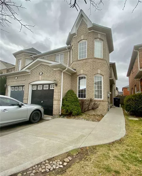 29 Garibaldi DR, Brampton, ON L6X 4Y7