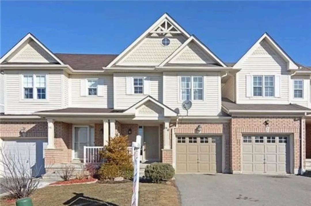 Whitby, ON L1P 1W9,94 Kirkland PL