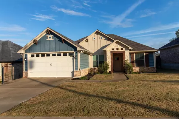 Tyler, TX 75701,2806 Valley View Street