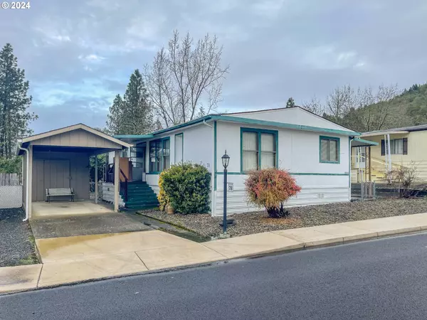 78 NE DANITA LN, Roseburg, OR 97470