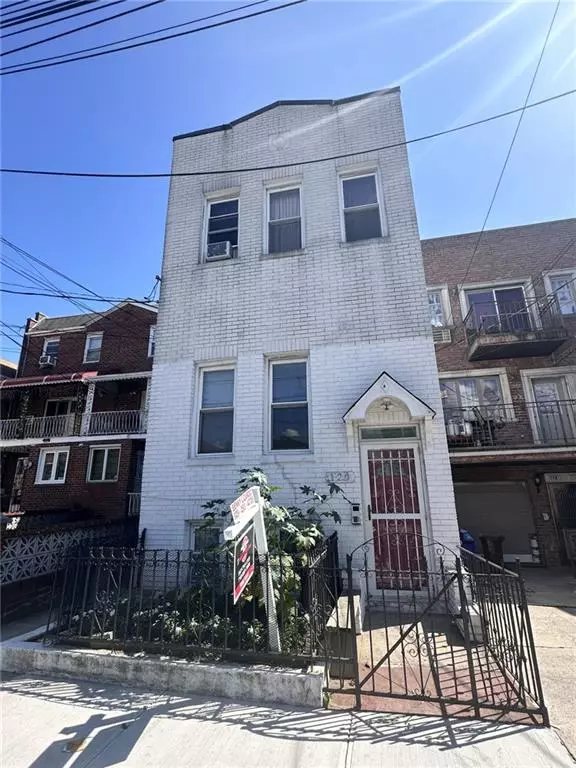 120 Avenue V, Brooklyn, NY 11223