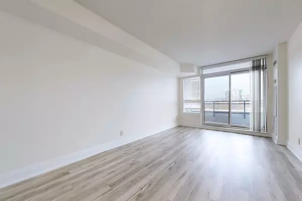 Toronto W05, ON M3J 0G7,1060 Sheppard AVE W #212