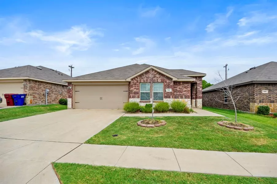 912 Willow Lane, Royse City, TX 75189