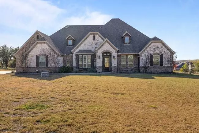 306 Parc Oaks Court, Aledo, TX 76008