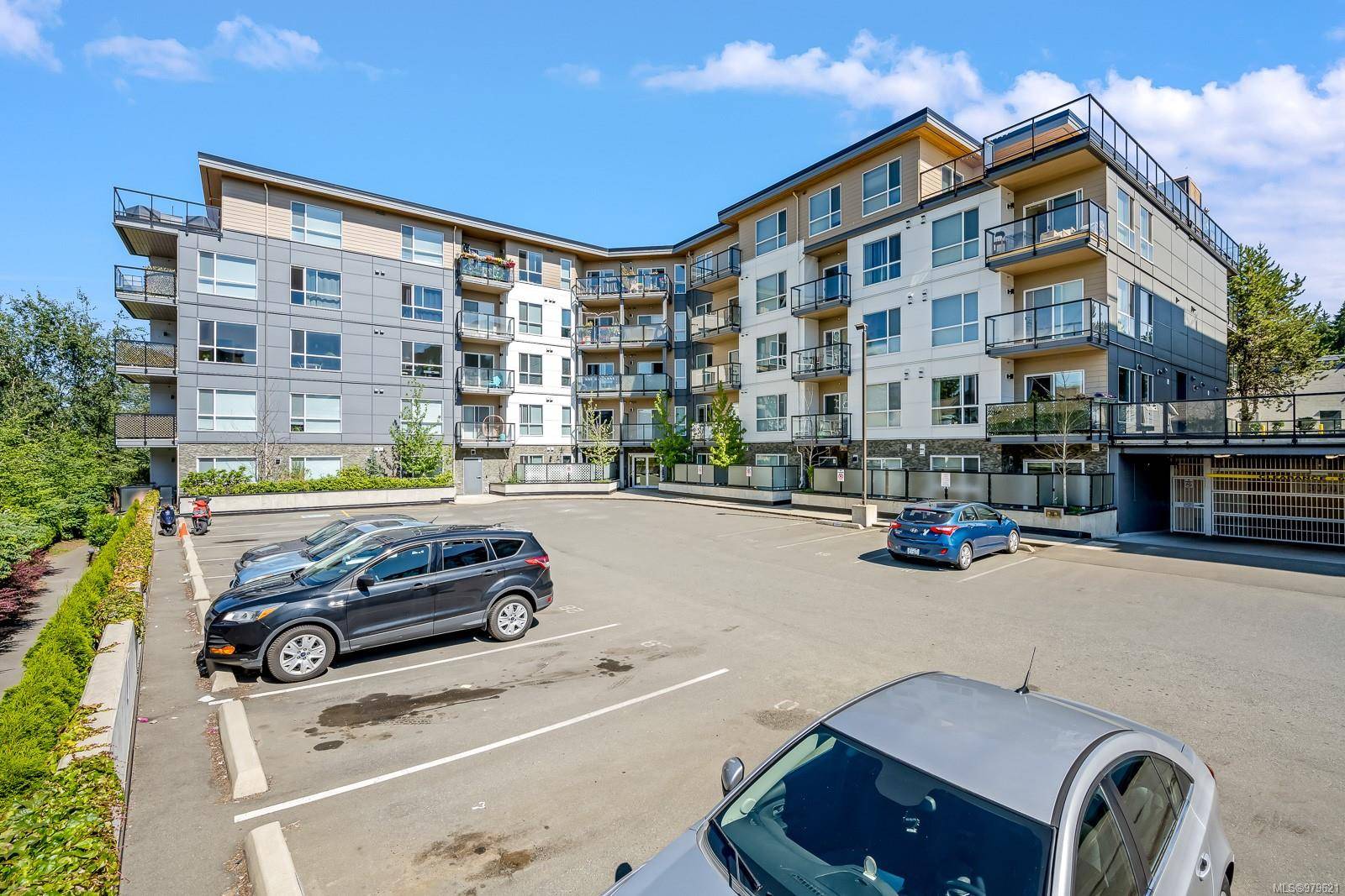 3070 Kilpatrick Ave #215, Courtenay, BC V9N 8P1