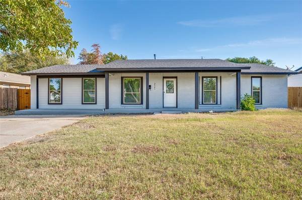 2541 W Rochelle Road, Irving, TX 75062