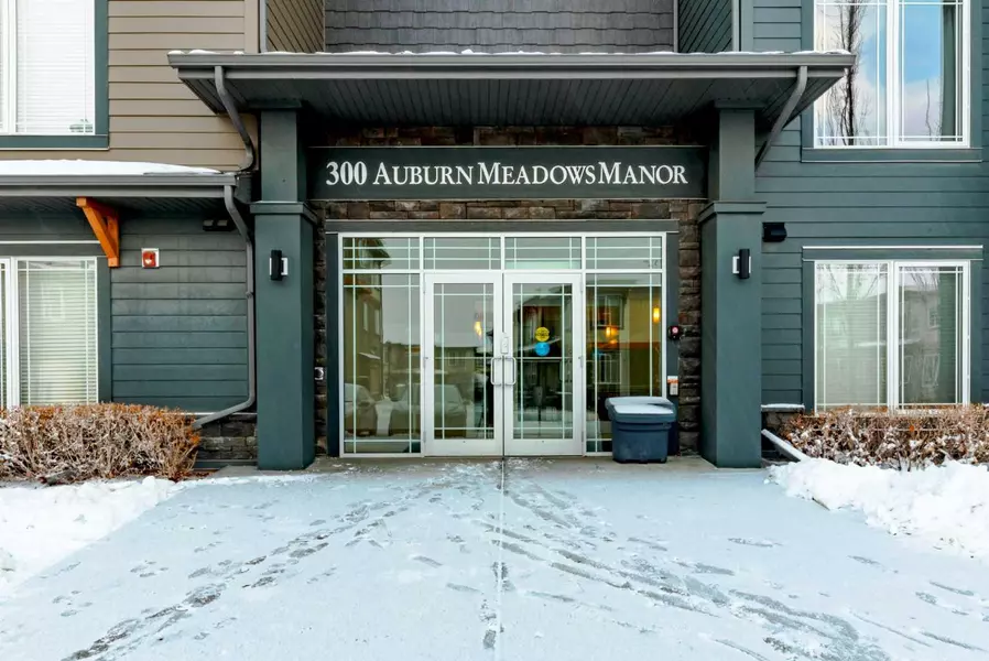 300 Auburn Meadows MNR SE #111, Calgary, AB T3M 2Y3