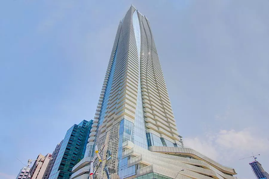 1 Bloor ST E #1307, Toronto C08, ON M4W 0A8