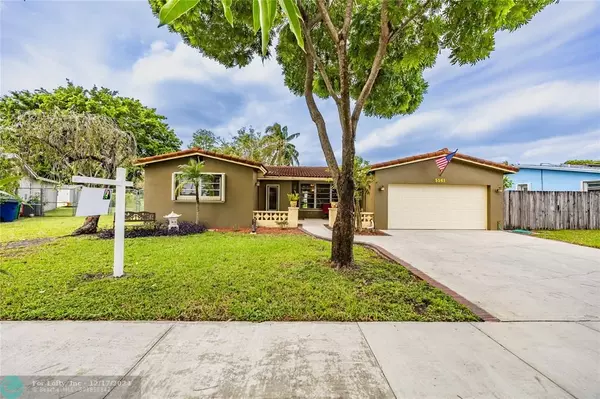 5561 SW 94th Ave, Cooper City, FL 33328