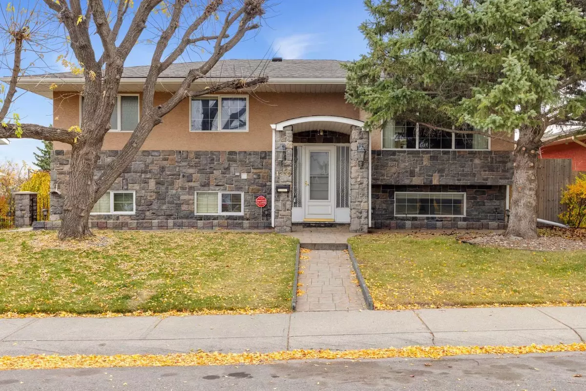 Calgary, AB T2K 4T3,1239 Hunterquay HL NW