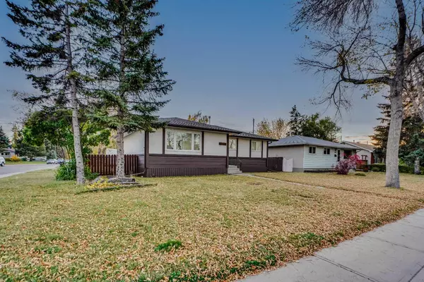 Calgary, AB T2B 1P8,1985 Cottonwood CRES SE