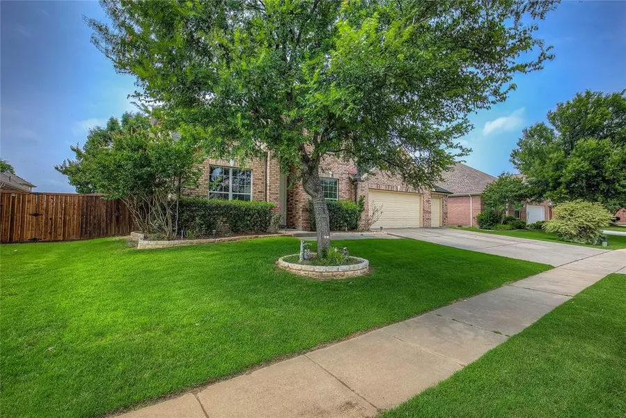 2464 Dawn Mist Drive, Little Elm, TX 75068