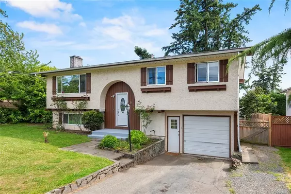 Saanich, BC V8Z 6B2,791 Mann Ave