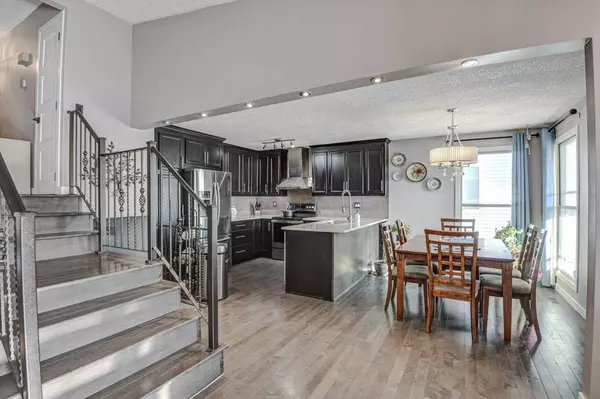 Calgary, AB T3H 1H1,56 Strathclair PL Southwest