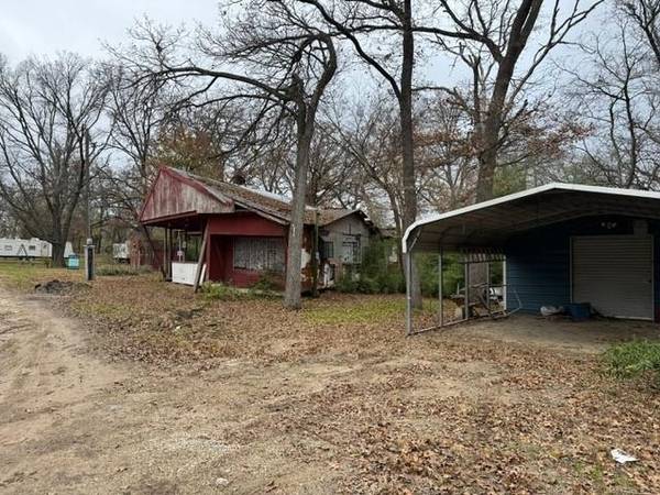 Wills Point, TX 75169,192 Private Road 7041