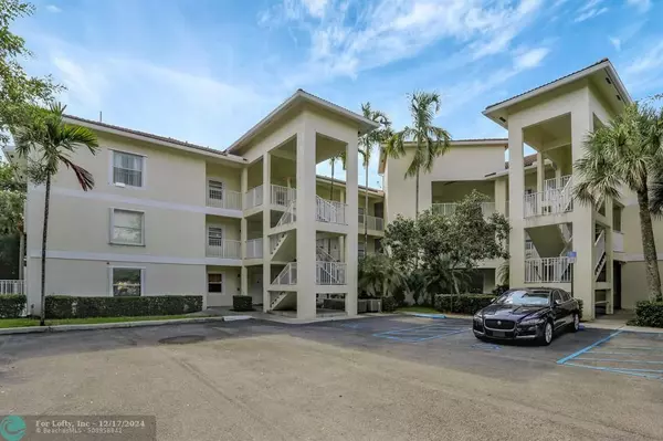 Coral Springs, FL 33065,2901 Riverside Dr  #108