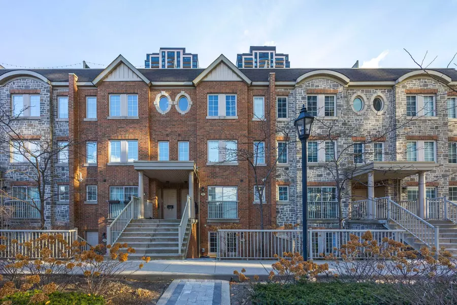 9 Windermere AVE #78, Toronto W01, ON M6S 5A4