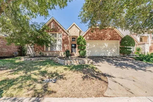 141 Arbor Glen Drive, Euless, TX 76039