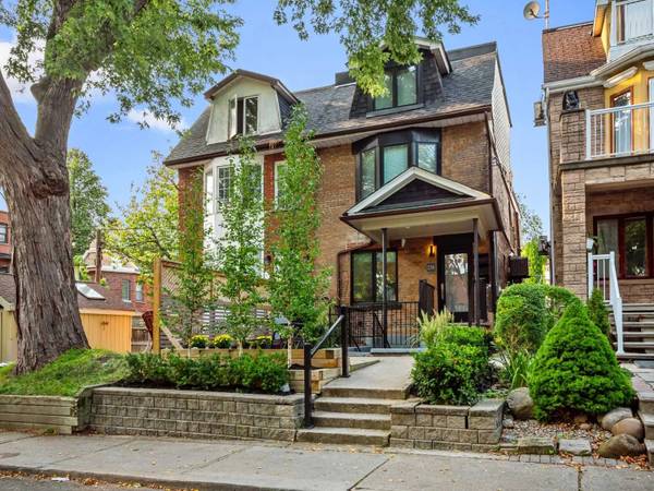 238 Garden AVE, Toronto W01, ON M6R 1J1