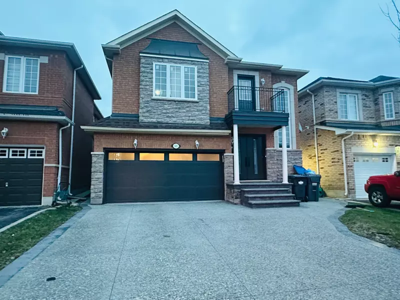 69 Sir JACOBS CRES E, Brampton, ON L7A 3T5