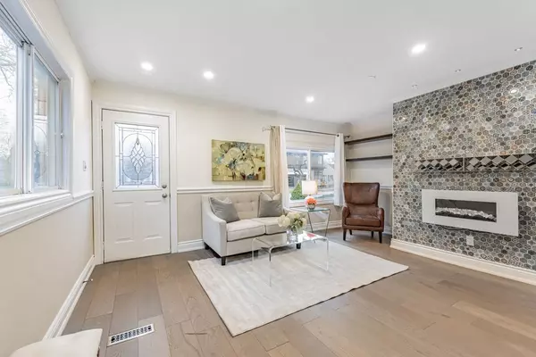 Oakville, ON L6K 1X8,143 Stewart ST