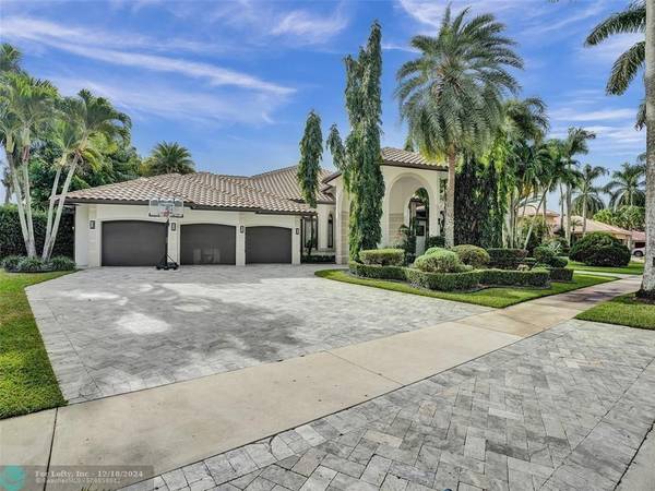 Weston, FL 33327,2482 Poinciana Court