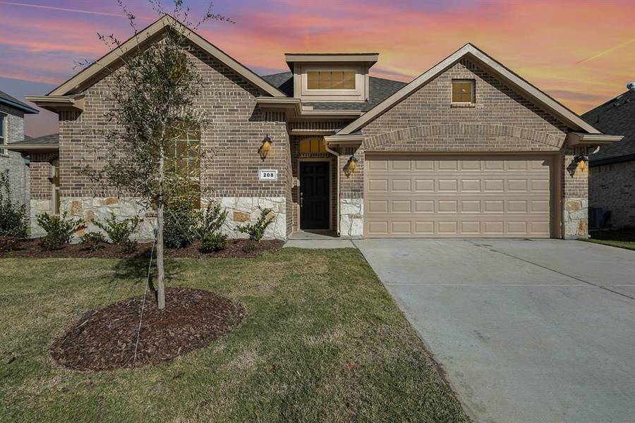 208 Painted Trail, Forney, TX 75126