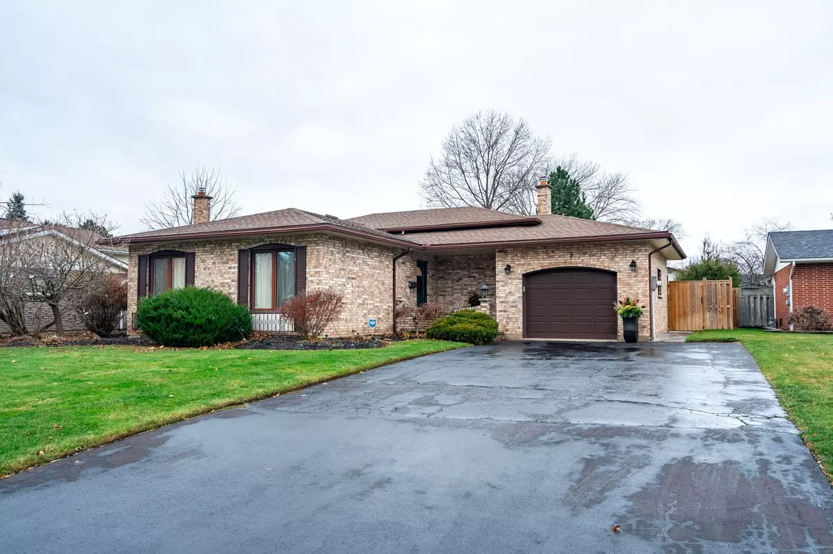 St. Catharines, ON L2N 4B7,9 Royal Oak DR