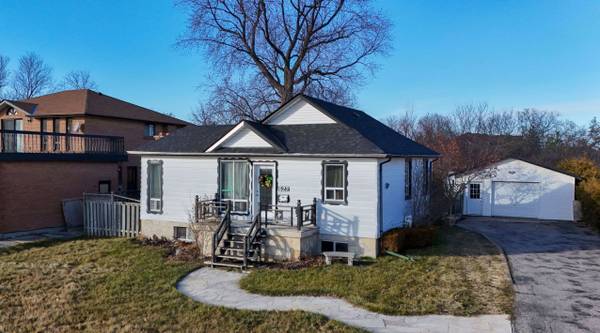 622 Sheppard AVE #Upper, Pickering, ON L1V 1G3