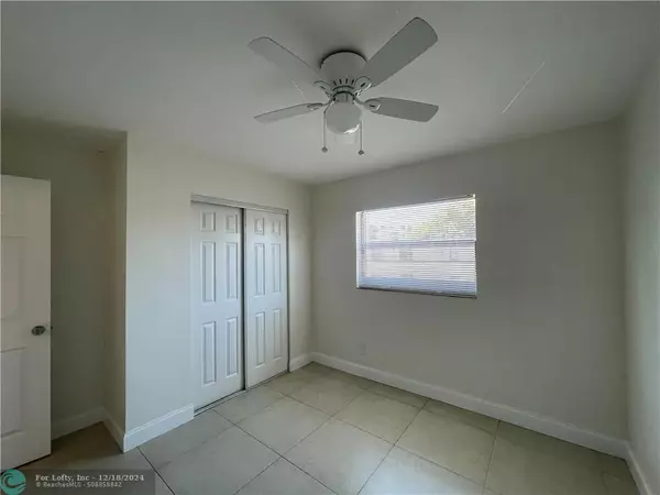 Wilton Manors, FL 33334,601 NE 29  #16