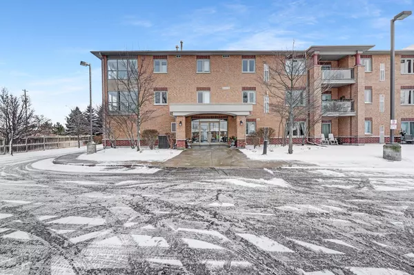 Barrie, ON L4N 6C3,500 Mapleview DR W #109