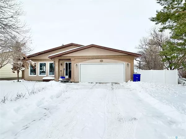 748 Brimacombe DRIVE, Weyburn, SK S4H 2P8