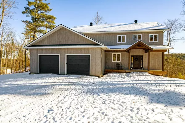 1074 BARRETT CHUTE RD, Greater Madawaska, ON K0J 1H0