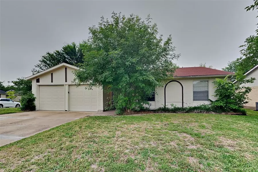 7220 Edinburg Drive, North Richland Hills, TX 76182