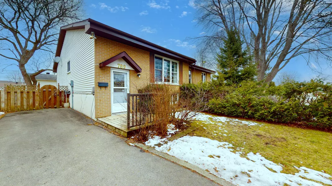 789 Colonel Curry DR, Brockville, ON K6V 6G5