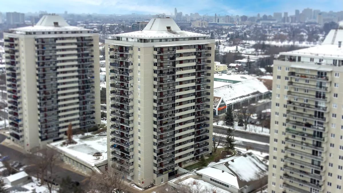 Vanier And Kingsview Park, ON K1L 8C9,158B Mcarthur AVE #709