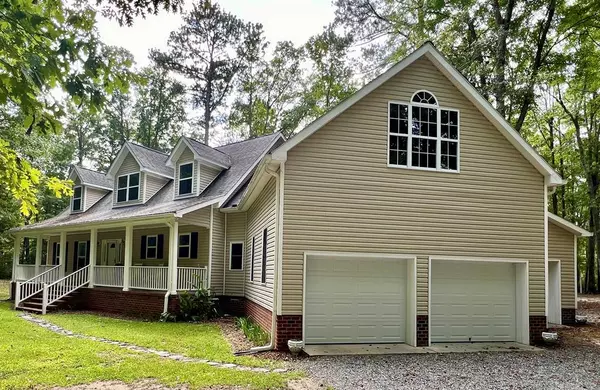 625 Whispering Pines rd, Lancaster, VA 22503