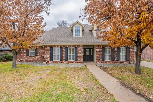 3303 Algonquin Avenue, Arlington, TX 76017