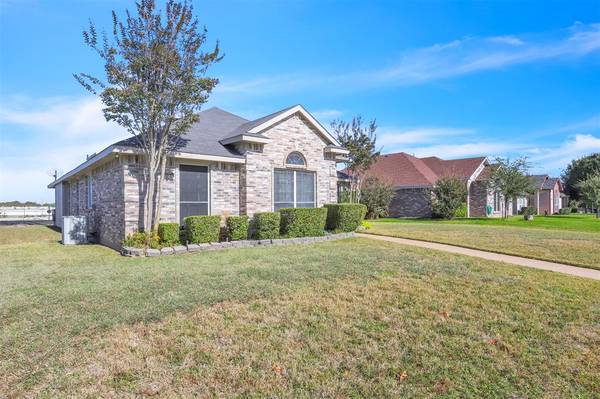 Lancaster, TX 75146,1317 Meadow Creek Drive